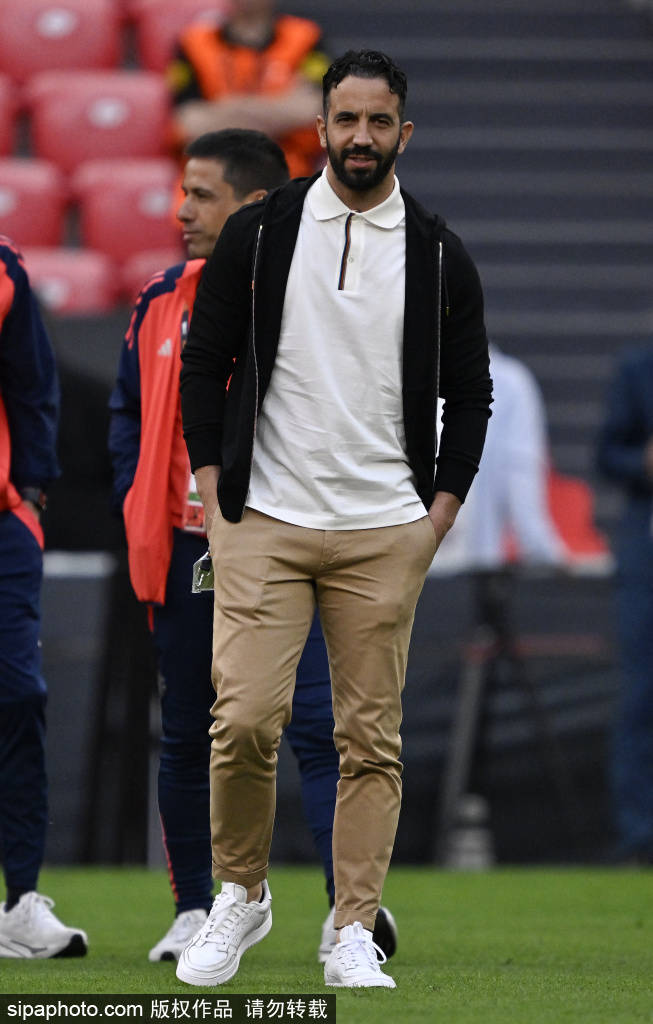 C罗回归曼联?滕哈赫的更衣室密码被揭开,5大证据指向官宣