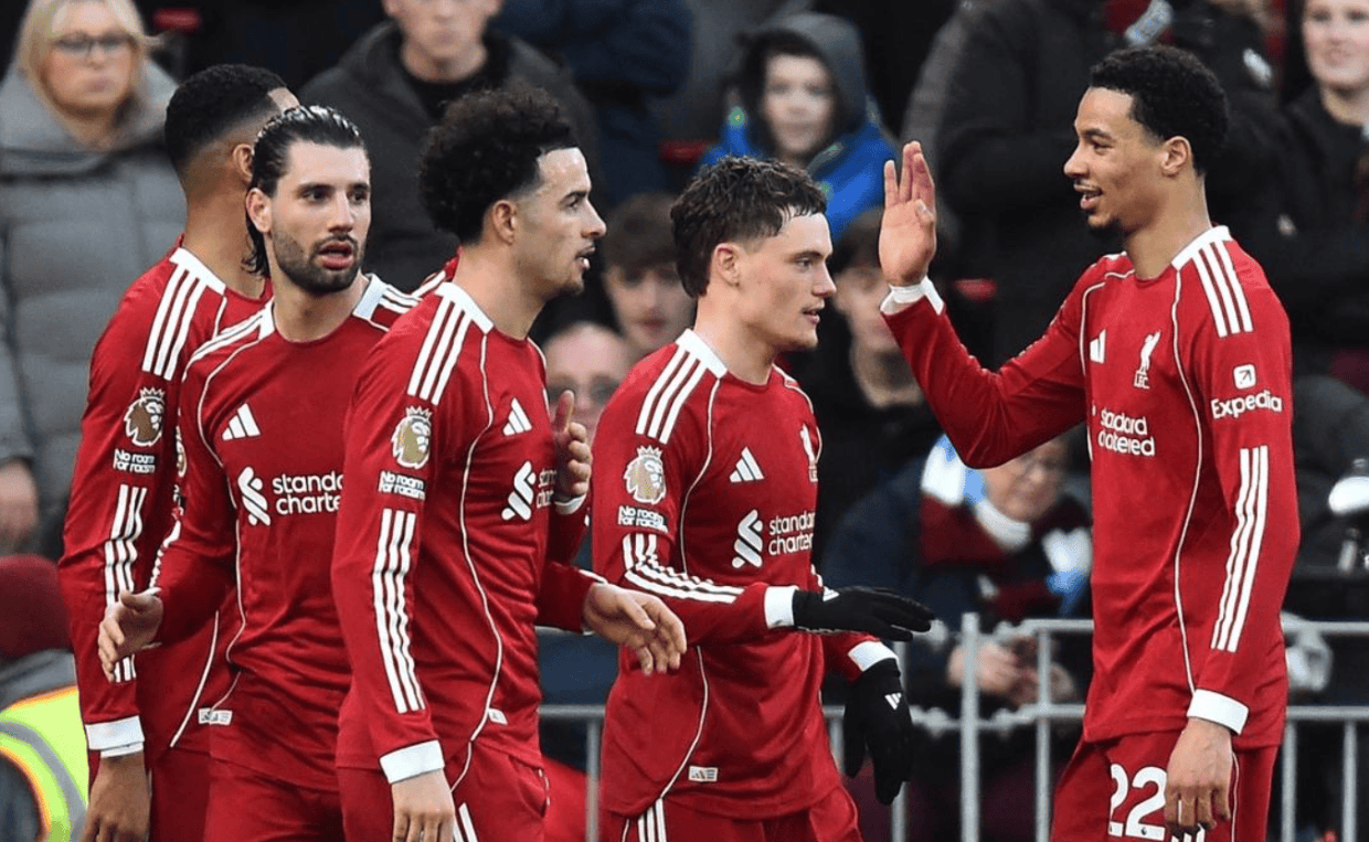 爆冷!点球罚丢,英超卫冕冠军又翻车:尴尬4连平,狂丢8分